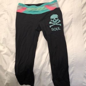 SoulCycle Lululemon Cropped Legging